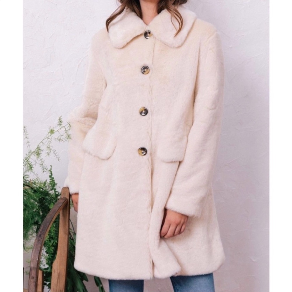 Gal Meets Glam Paulina Faux Fur Coat
